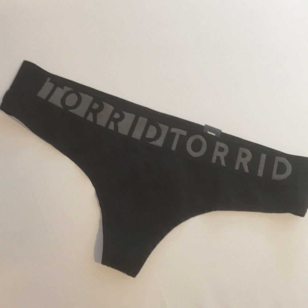 Nwt Torrid size 00 Sexy Black Thong